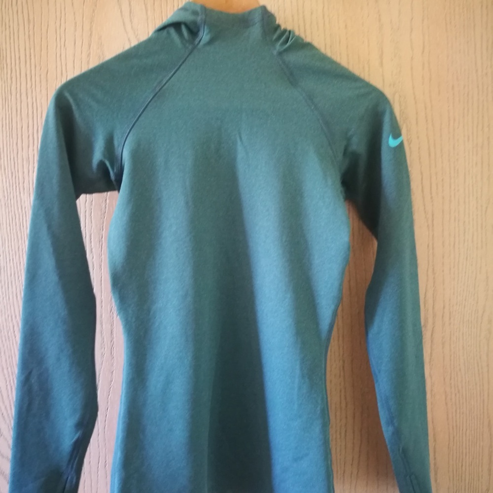 NIKE Pro Fleece XS